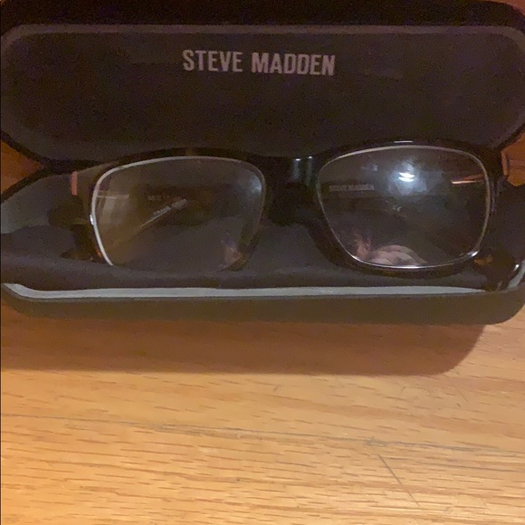 Steve Madden glasses
